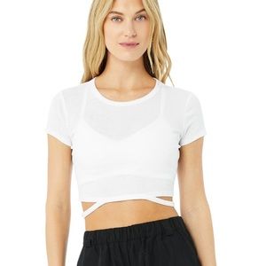 Alo crop white tee size small never worn